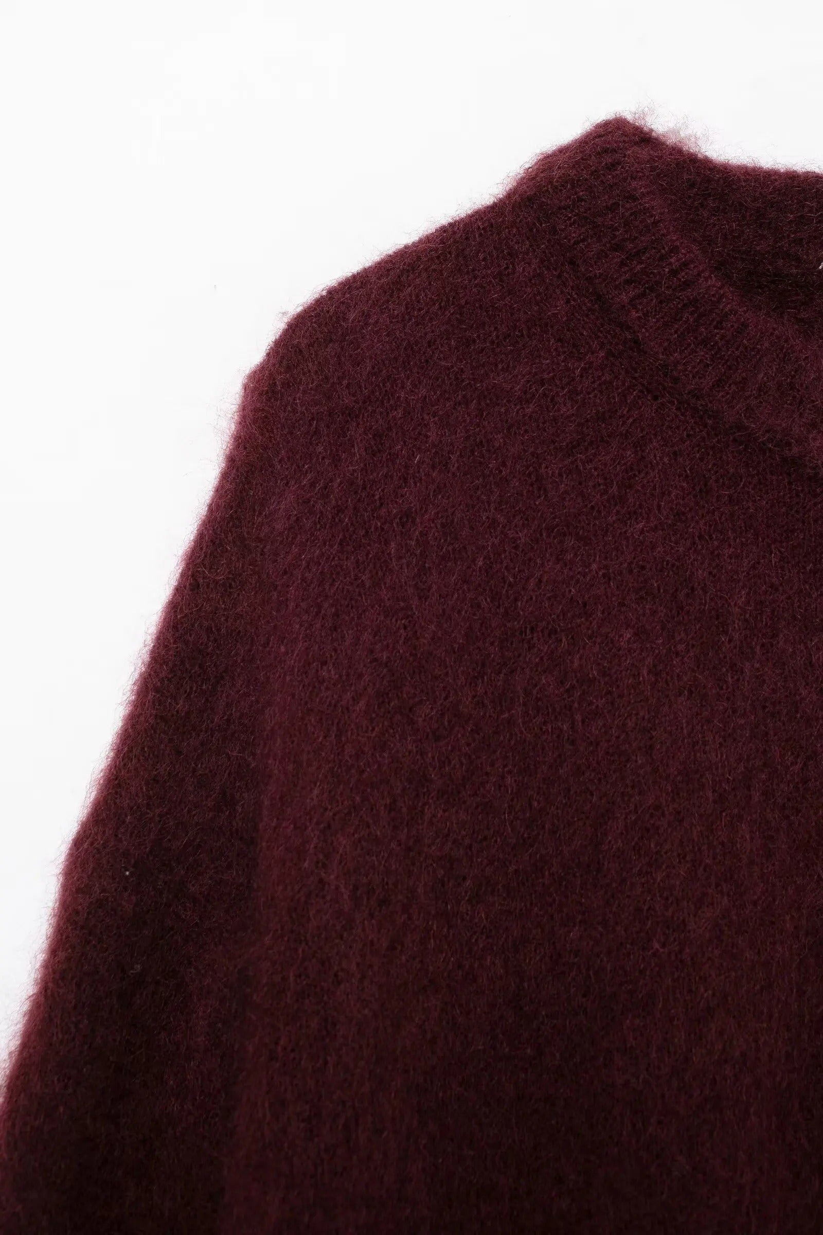 Giulia – Zachte Gebreide Damestrui in Diep Rood