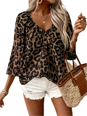 Camille – Oversized Dames Leopardprint Gebreide Blouse