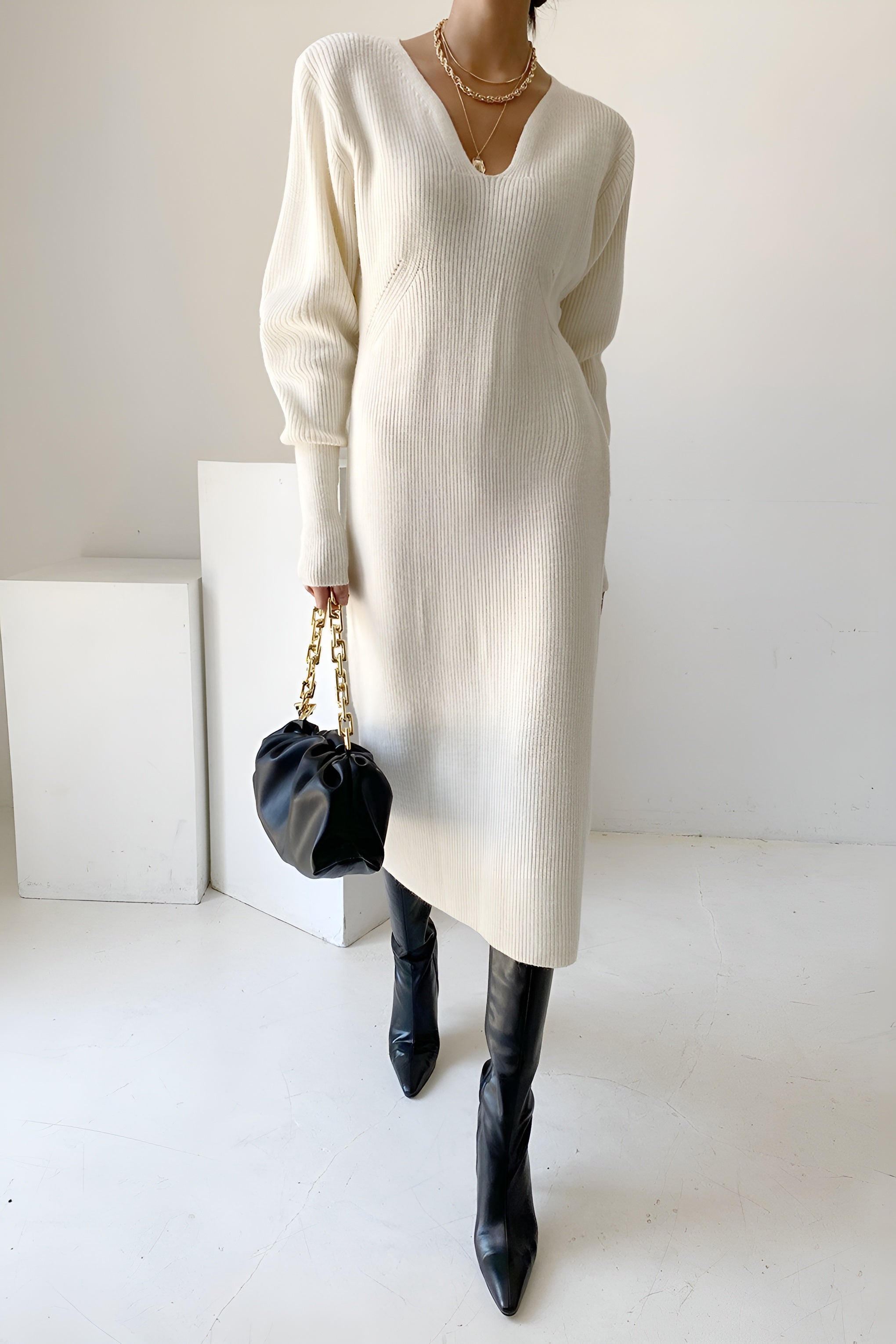 Amélie – Elegante Gebreide Damesjurk met V-hals