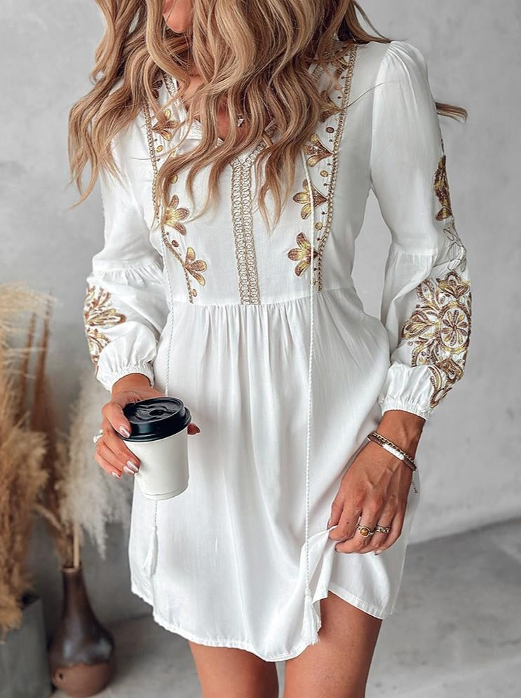 Chiara – Geborduurde Boho Maxi Jurk voor Dames in Wit