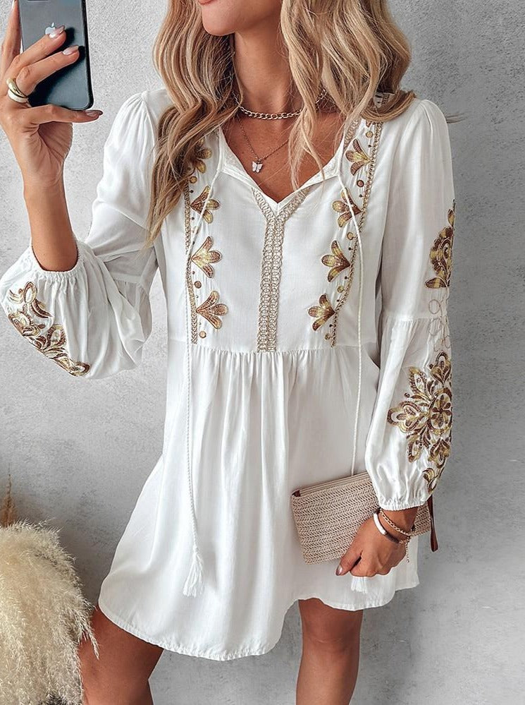 Chiara – Geborduurde Boho Maxi Jurk voor Dames in Wit
