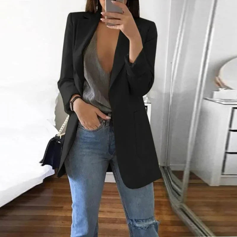 Alessia – Getailleerde Dames Blazer in Uitgebreide Maten